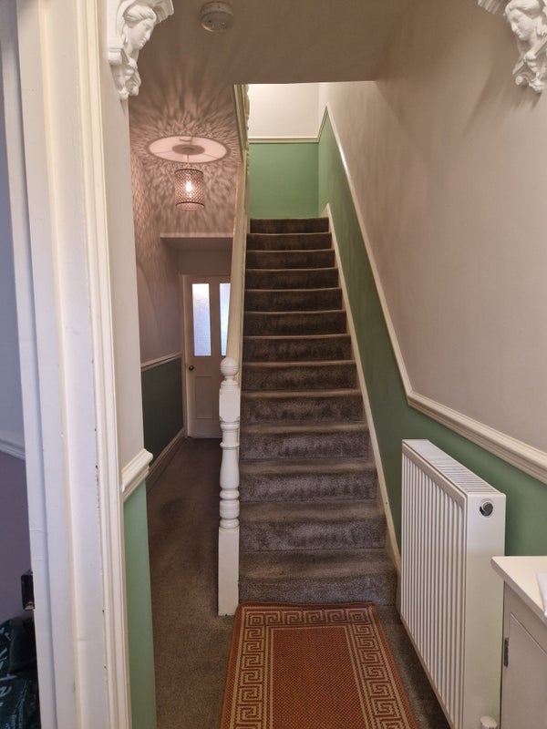 Room Avonmouth Road in Bristol