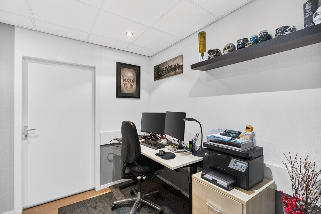 Tussenwoning te koop: Sartrelaan 7, Eindhoven