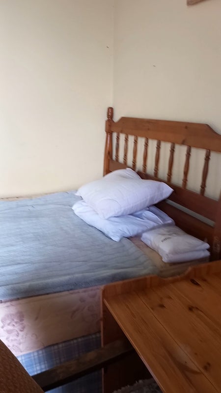Room Monthermer Road in Cardiff