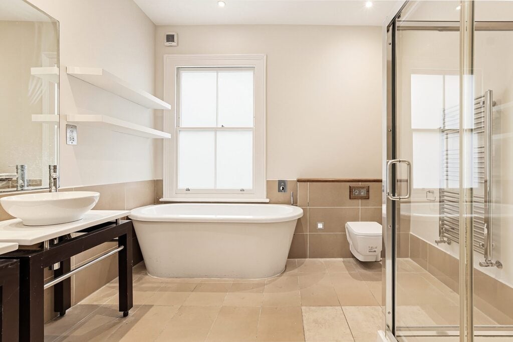 House Guion Road in Greater London