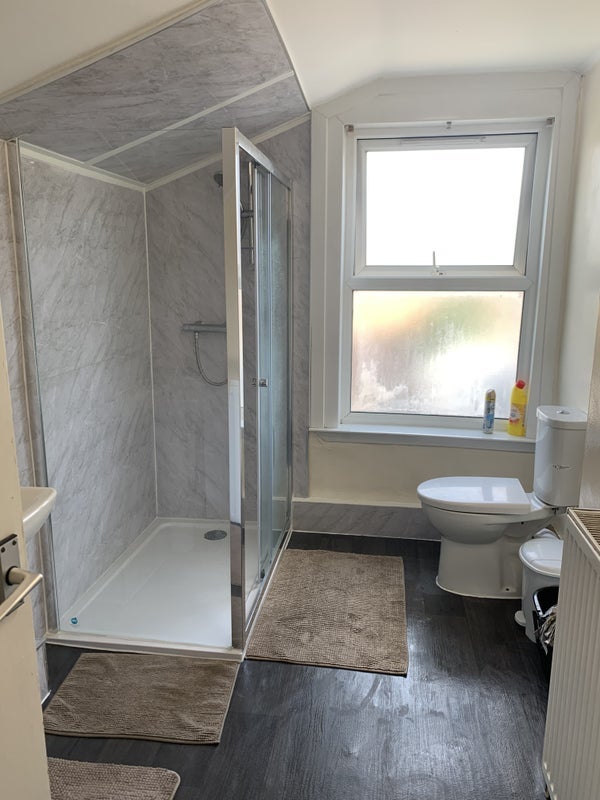 Room Second Avenue in Greater London