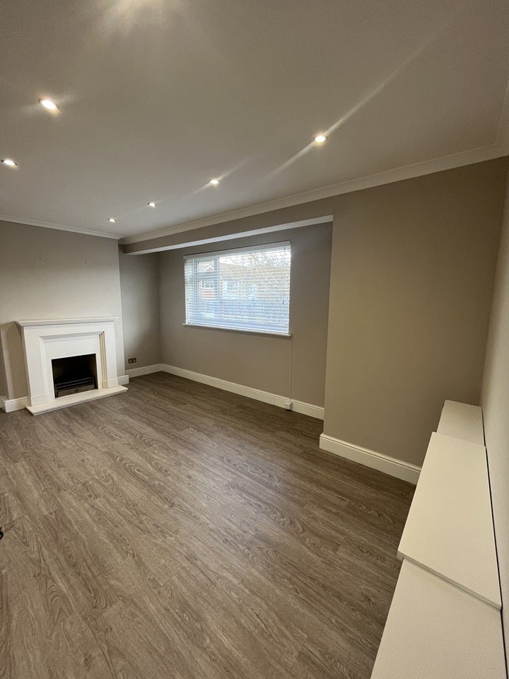 Flat Shrublands Close in Epping Forest