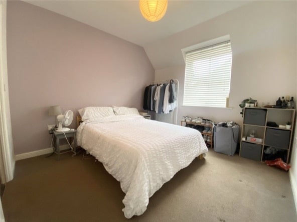 Flat Truscott Avenue in Blunsdon St Andrew