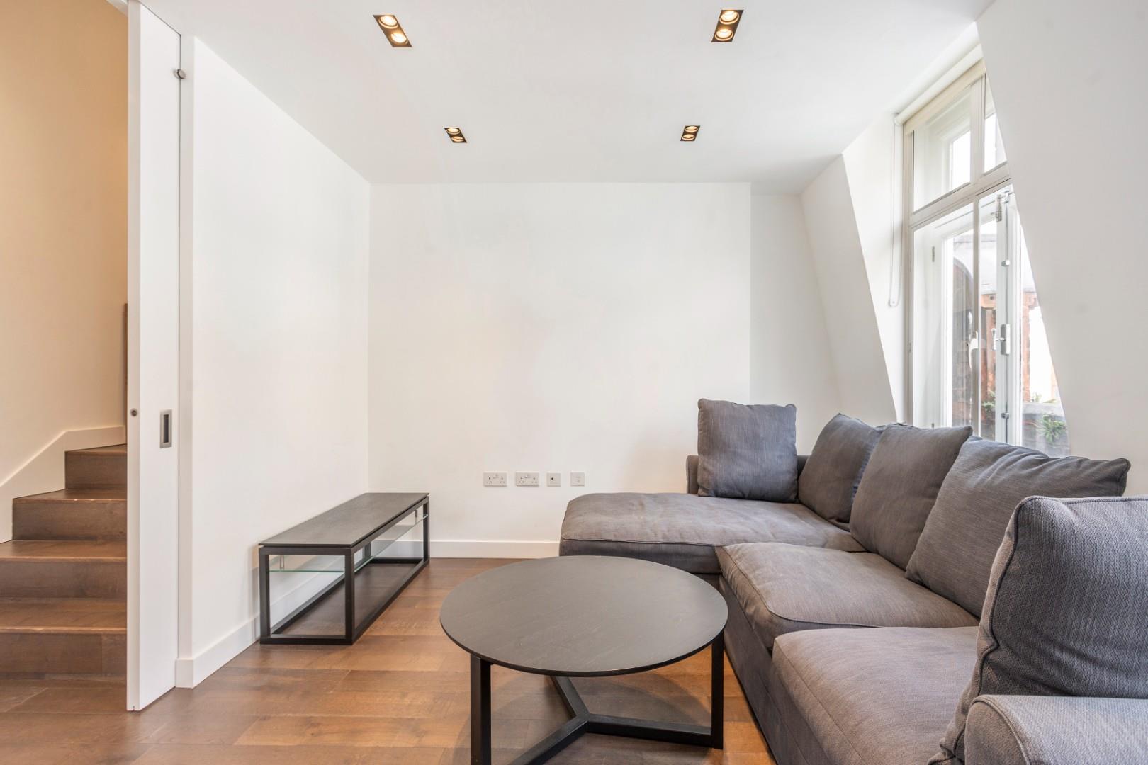 Flat Oxford Street in City of Westminster