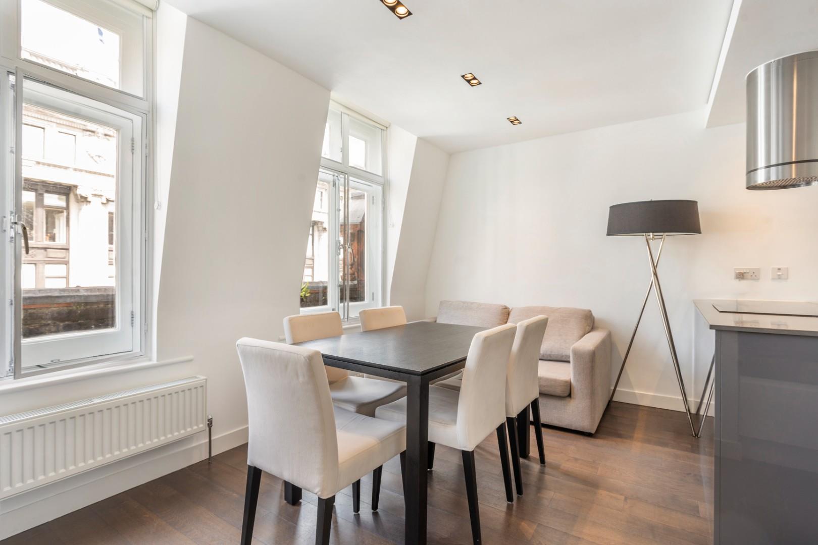 Flat Oxford Street in City of Westminster