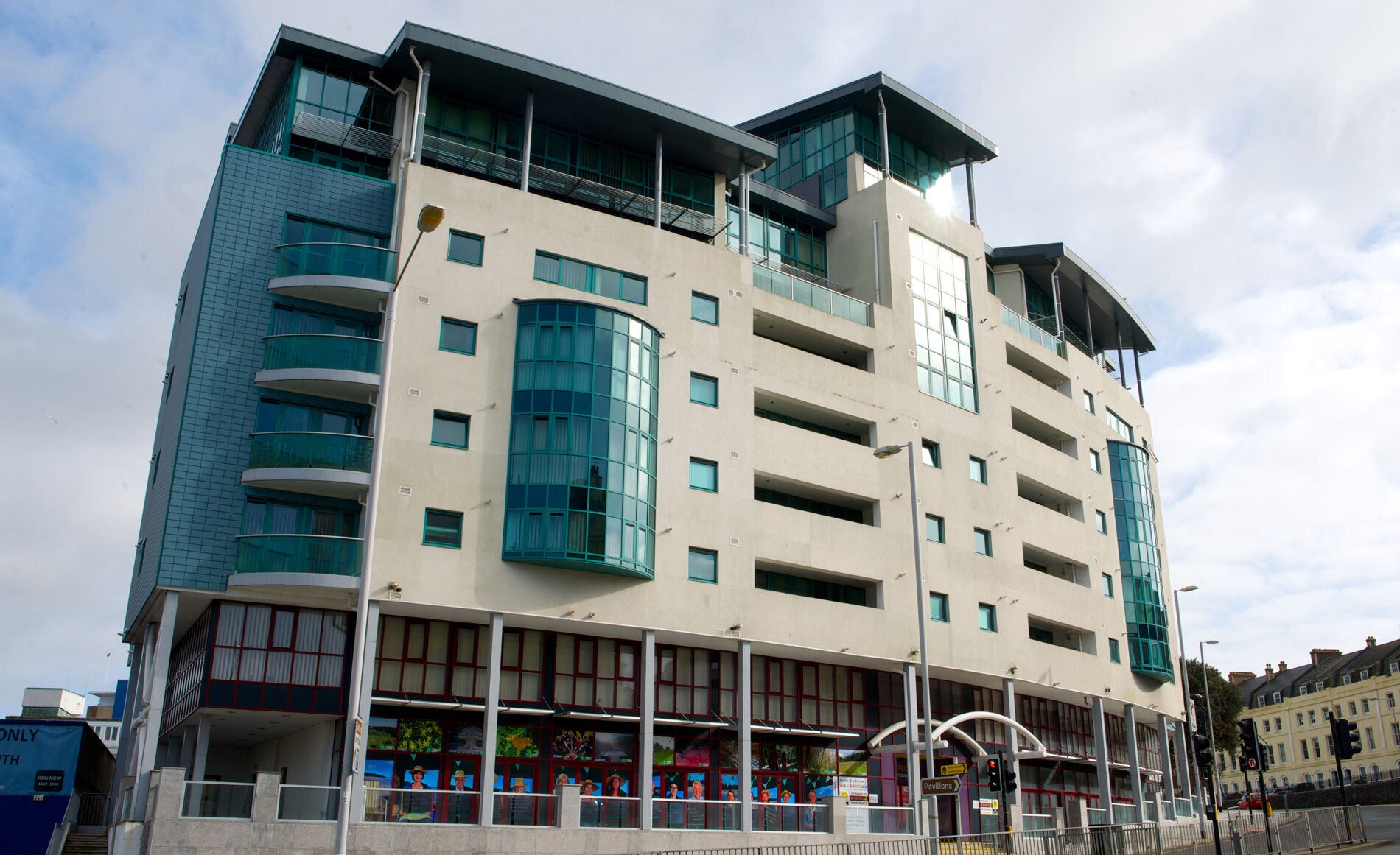 Flat The Crescent in Plymouth