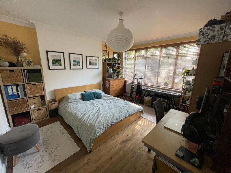 Room Friary Road in Greater London