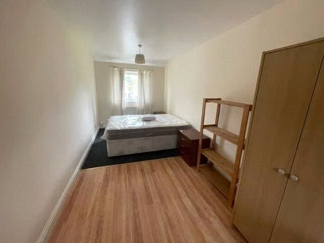 Room Ivy Avenue in Bath