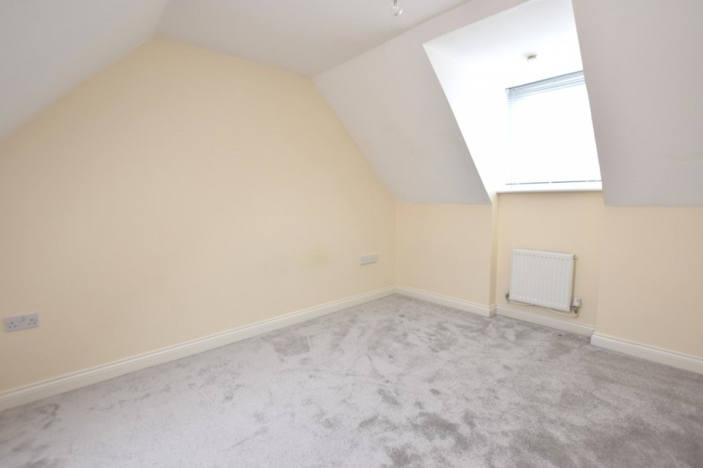 House Lawrence Close in Huntingdonshire