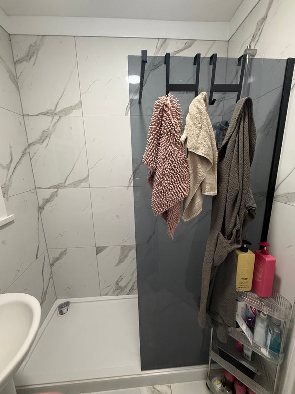 Room Mount Pleasant Road in Greater London