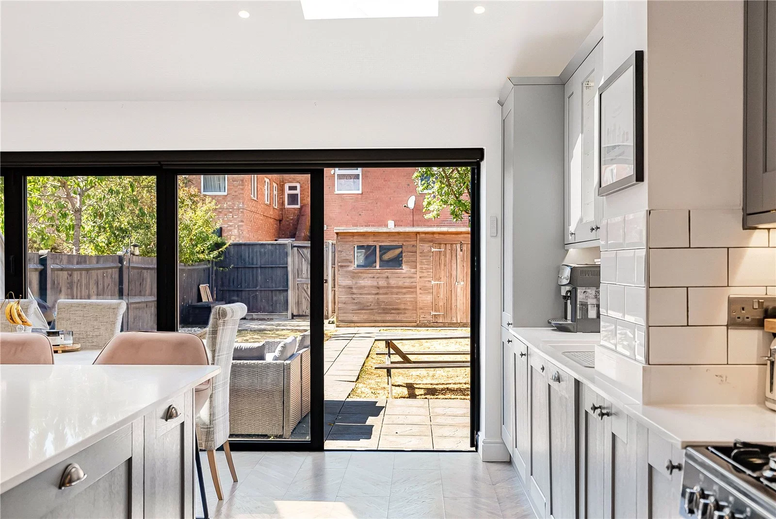 House Gloucester Gardens in Greater London