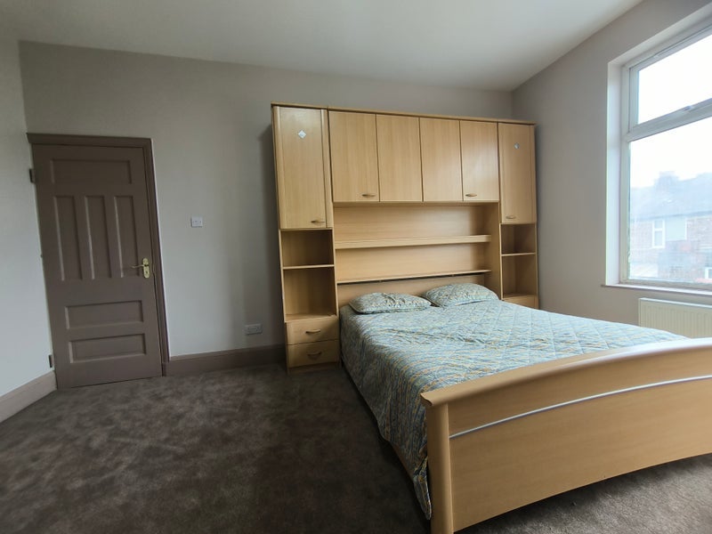 Room Hornby Road in Trafford
