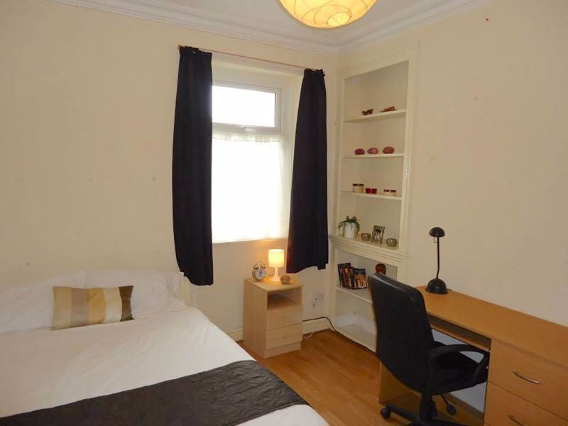 Flat Moy Road in Cardiff