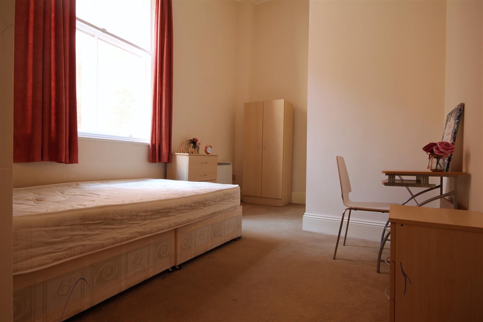 Flat Grainger Street in Newcastle upon Tyne