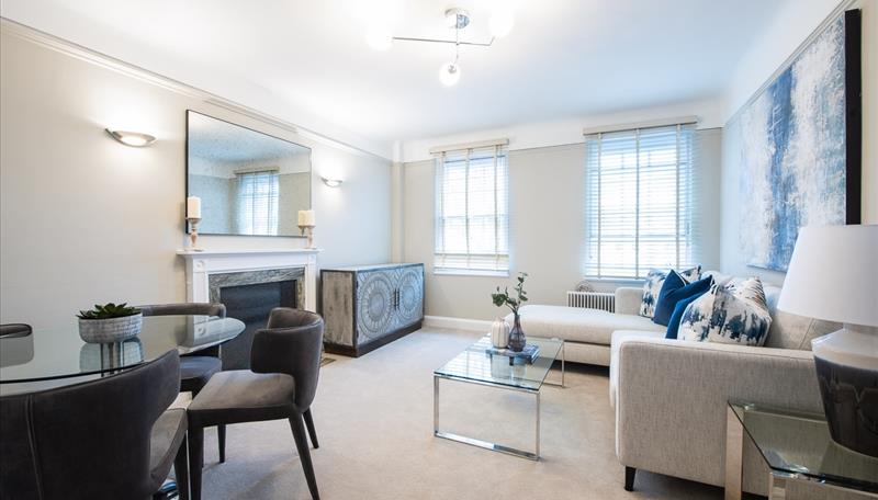 Flat Fulham Road in Greater London
