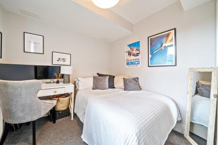 Flat Bellevue Road in Greater London