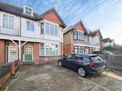 Flat Upton Road in Slough