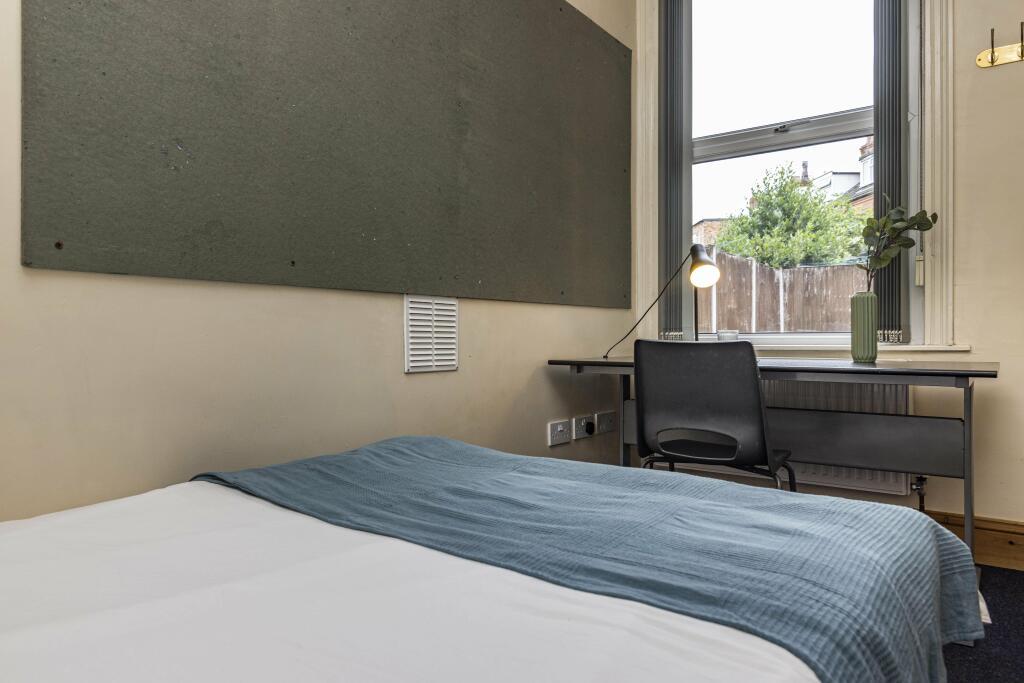 Flat Sherwin Road in Nottingham