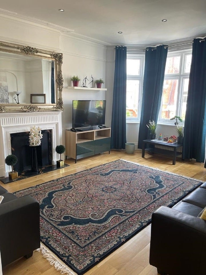 Flat Lauderdale Road in City of Westminster