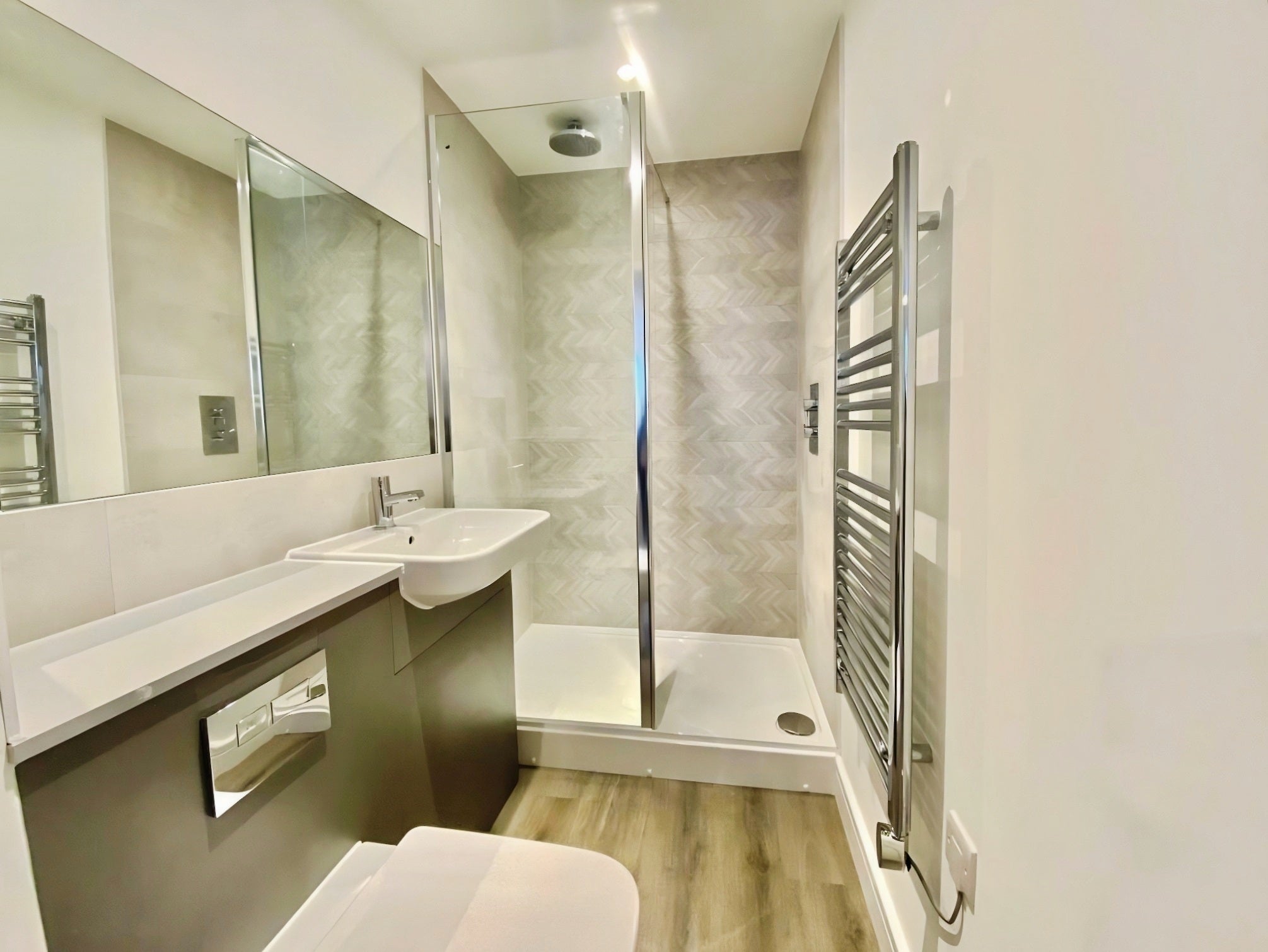 Flat Flamborough Close in Peterborough