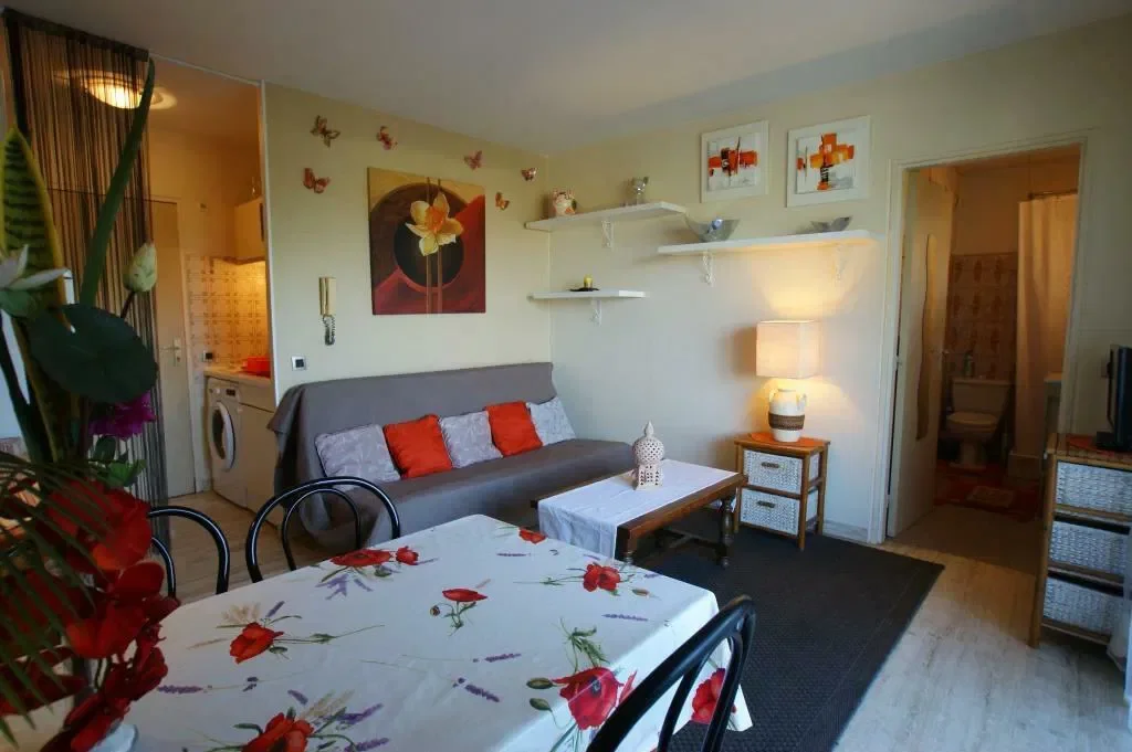 Appartement Avenue du Maréchal De Lattre de Tassigny à Mandelieu-la-Napoule