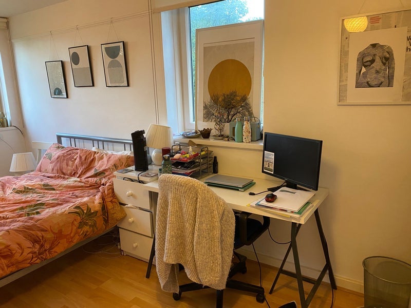 Room Cambalt Road in Greater London