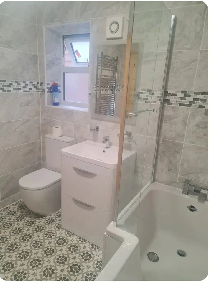 Room Pear Tree Crescent in Derby