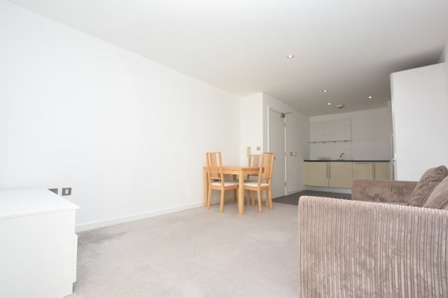 Flat Ecclesall Road in Sheffield