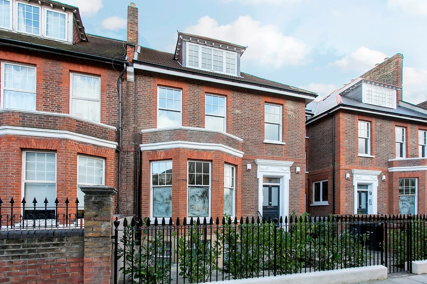 Flat Filey Avenue in Greater London