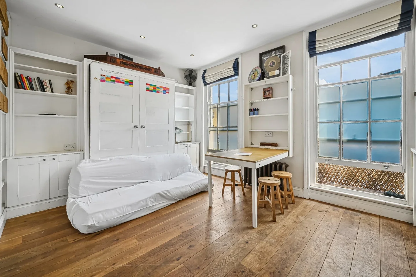 Flat Rousden Street in Greater London