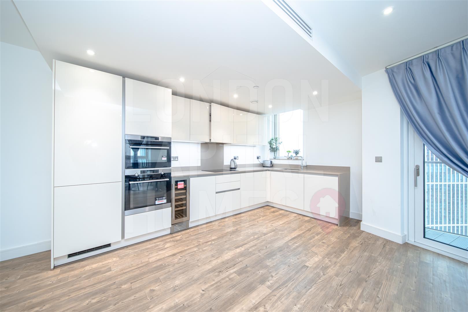 Flat Wandsworth Road in Greater London