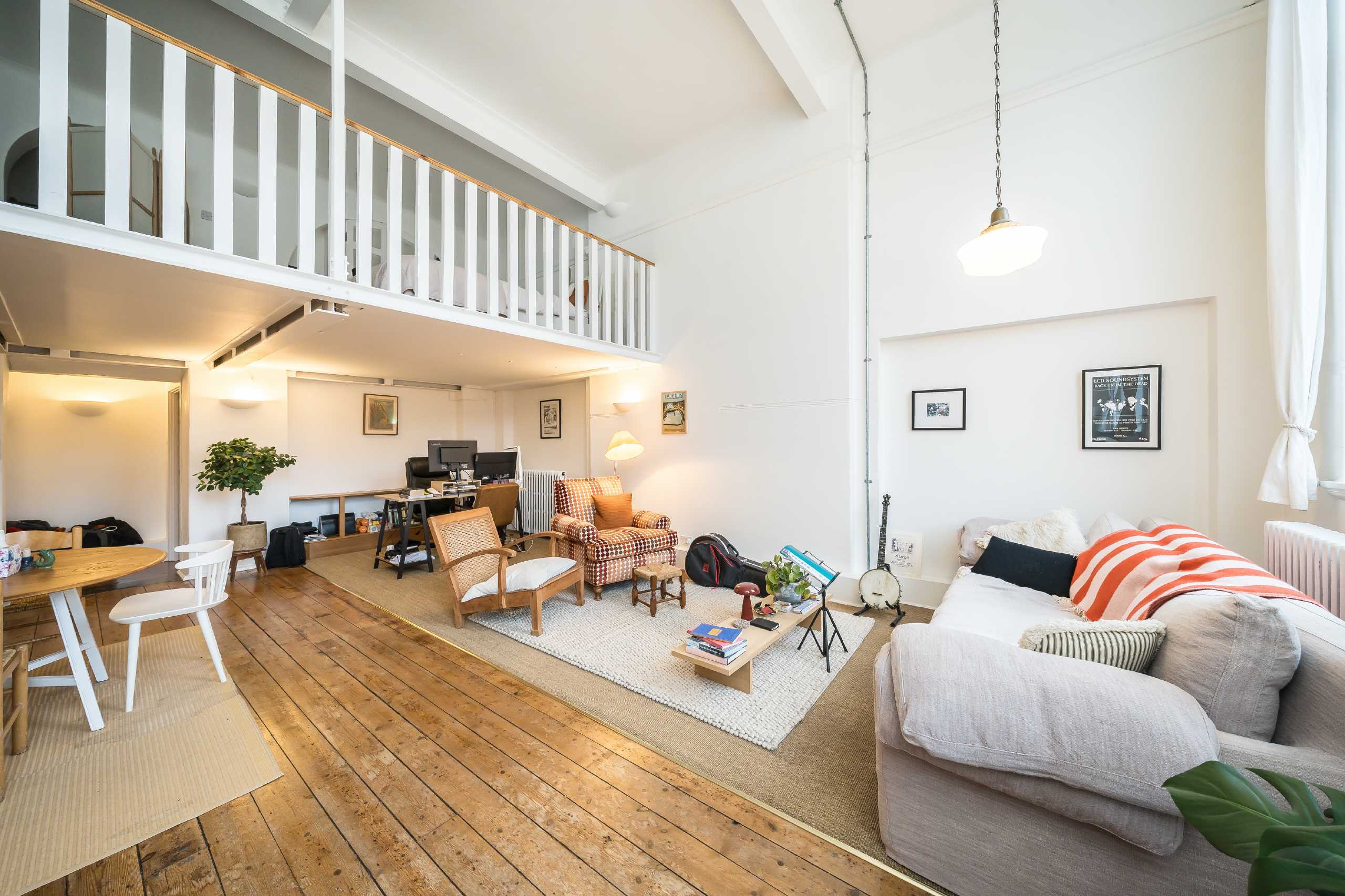 Flat Prague Place in Greater London