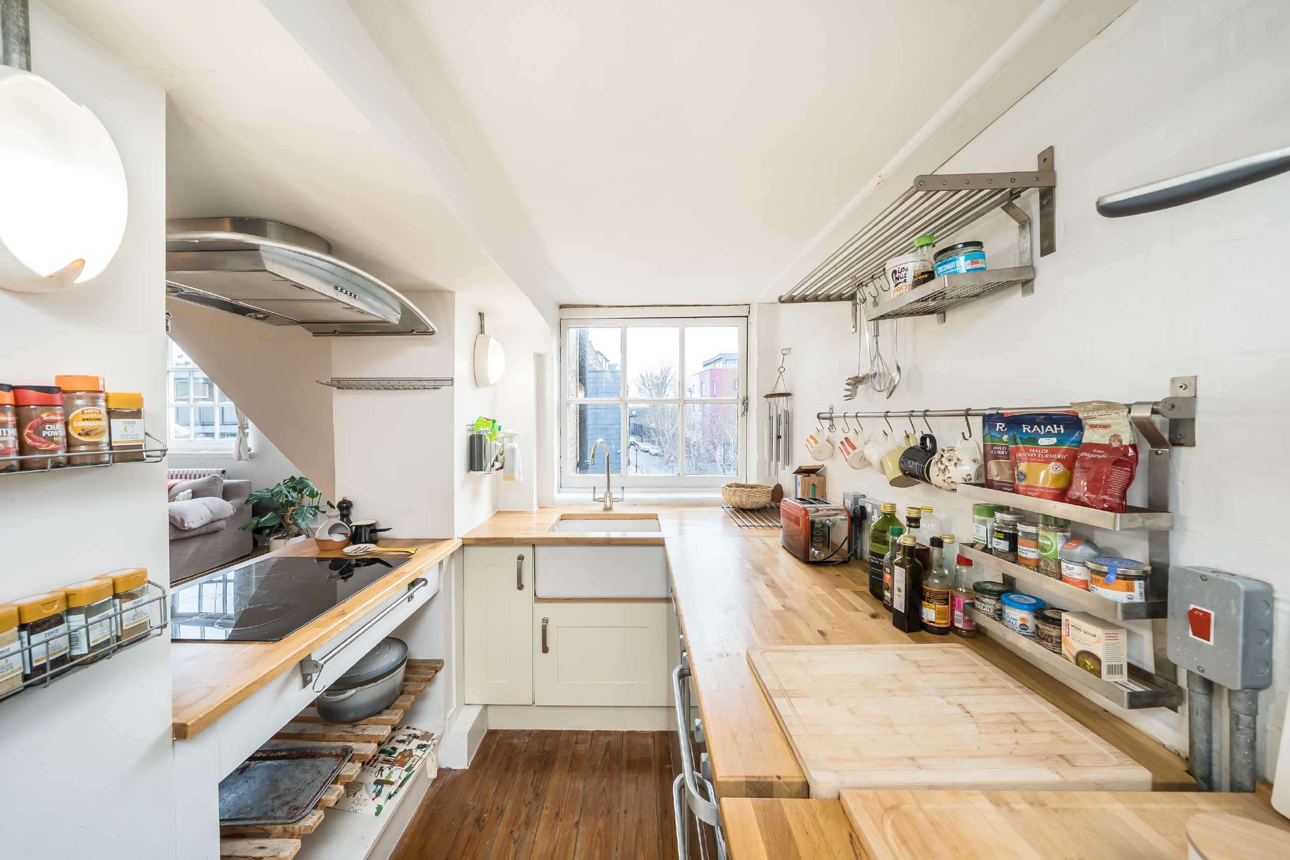 Flat Prague Place in Greater London