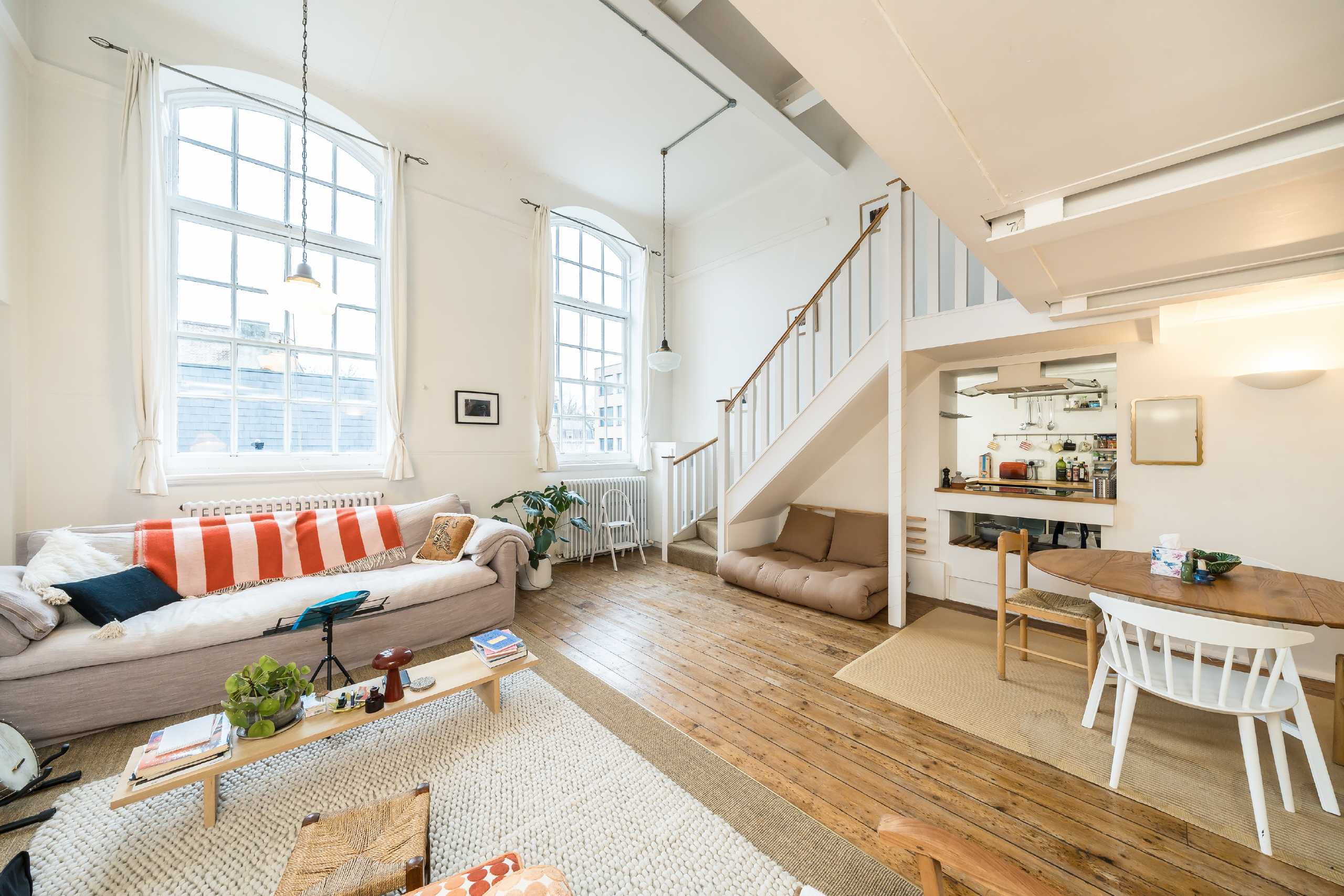Flat Prague Place in Greater London