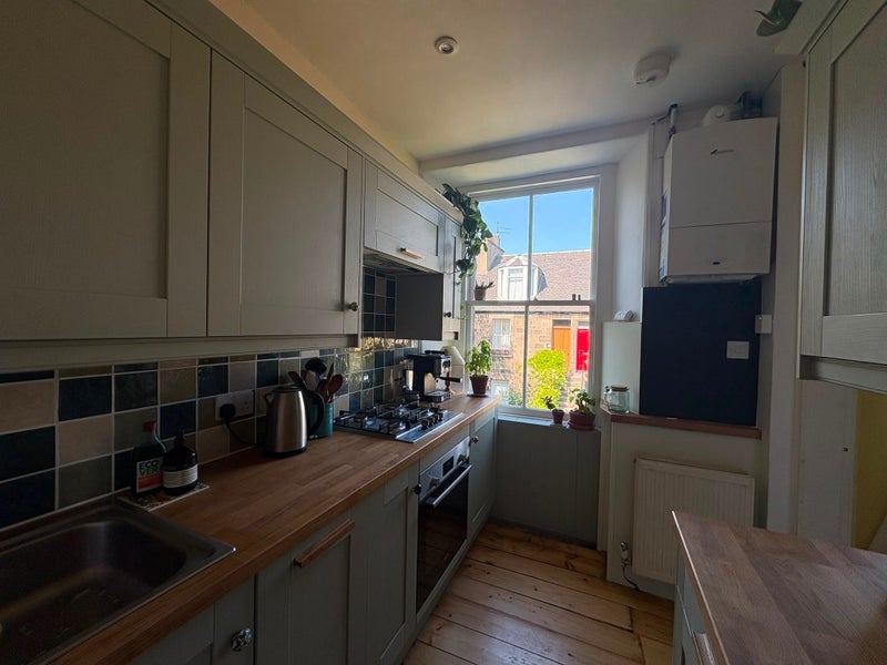 Room Haymarket in City of Edinburgh