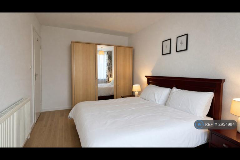 Room Ingestre Road in Greater London