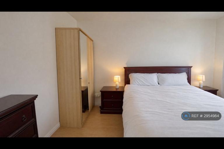 Room Ingestre Road in Greater London