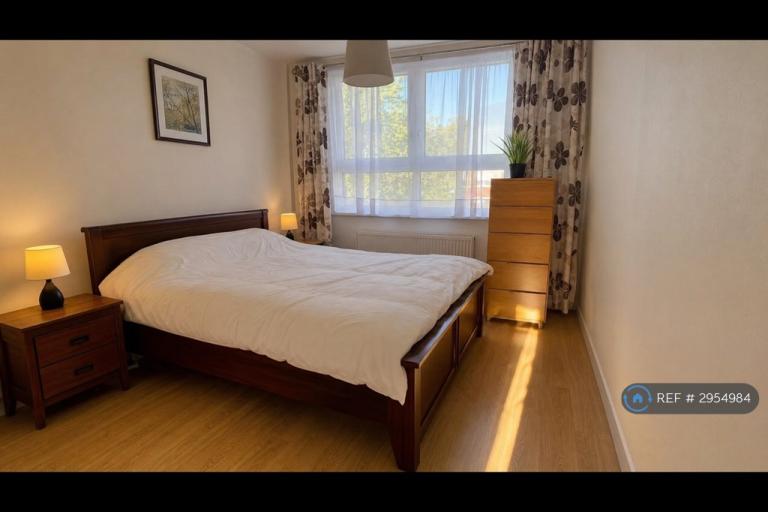 Room Ingestre Road in Greater London