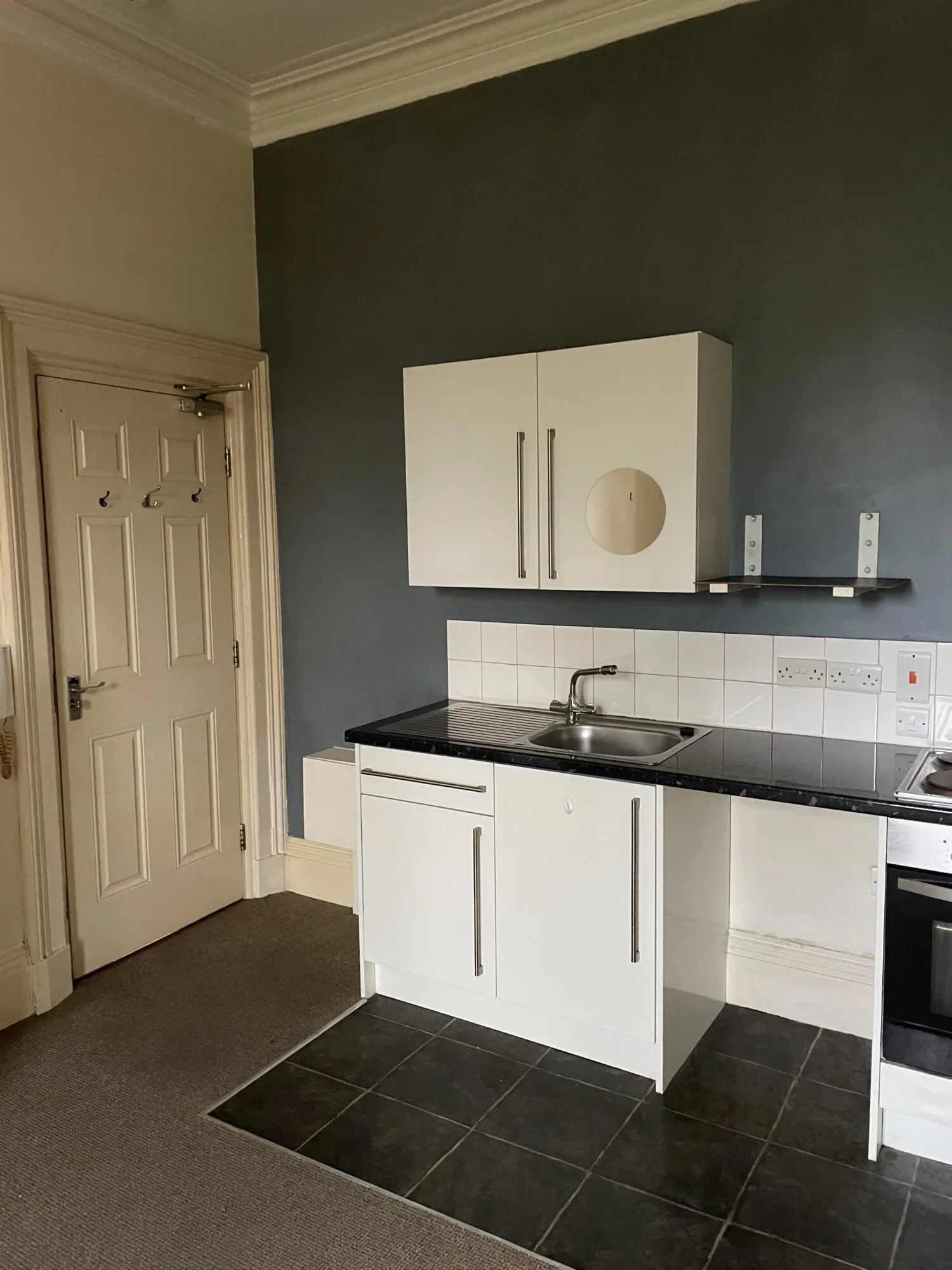 Flat Balmoral Place in Calderdale