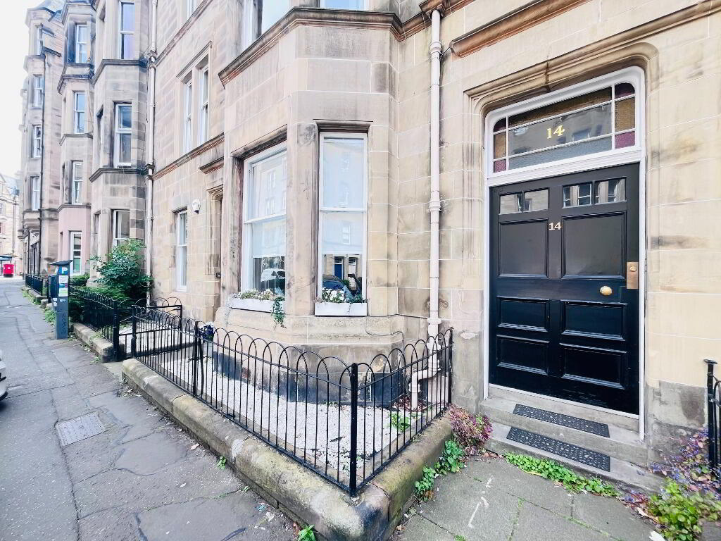 Flat New Mart Road in City of Edinburgh