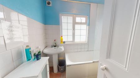 Room Whippingham Road in Brighton