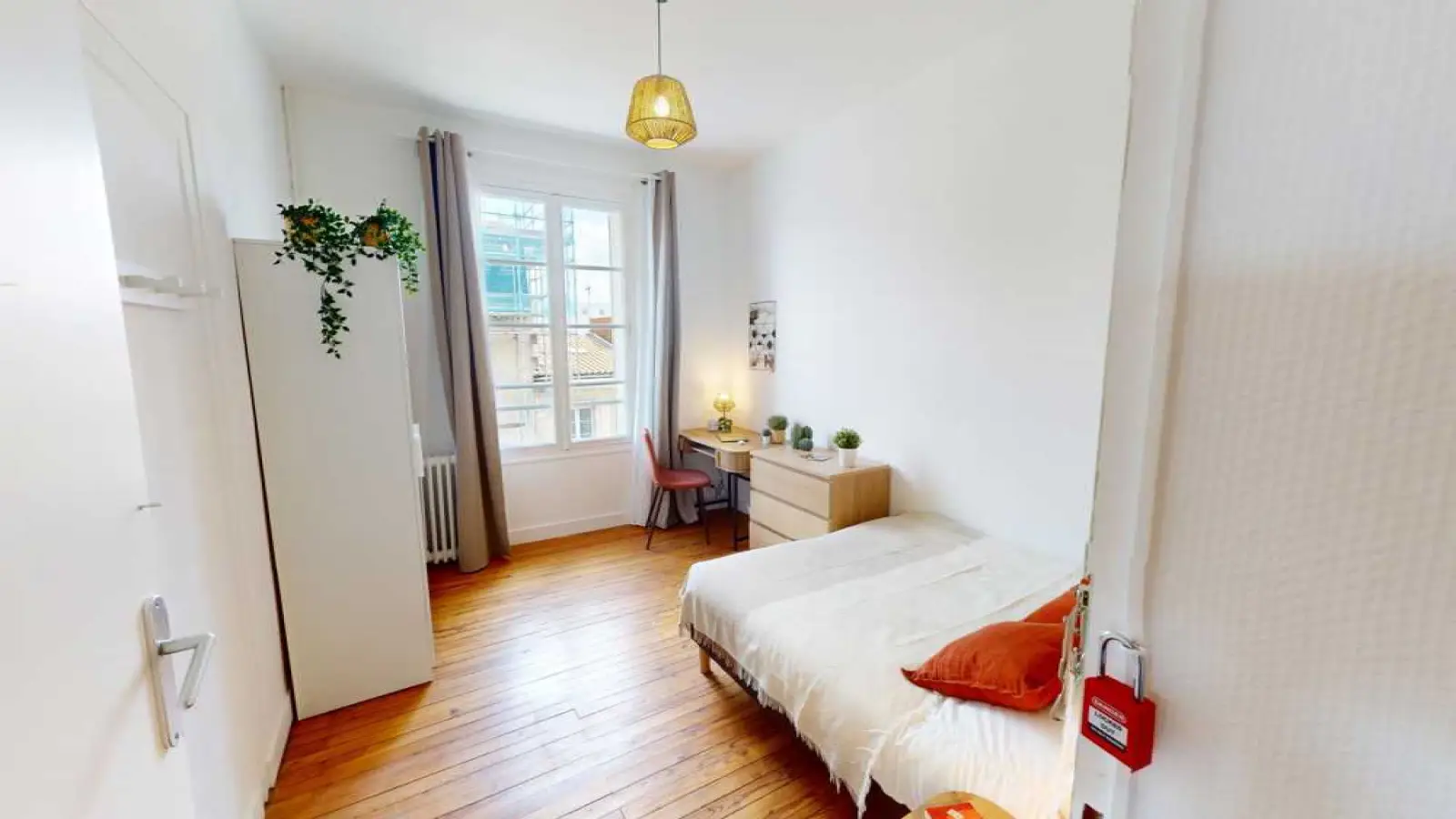 Appartement Rue Albert Pitres à Bordeaux