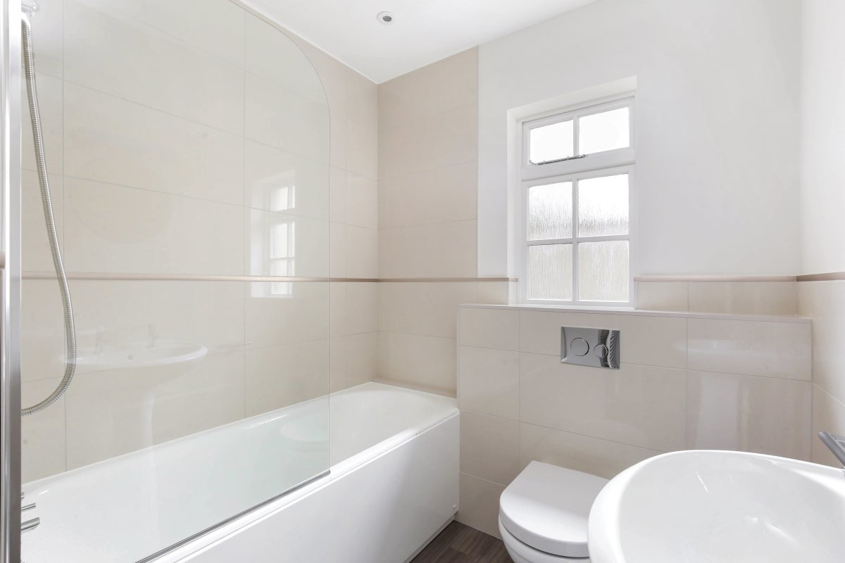 Flat Lansdown Terrace Lane in Cheltenham