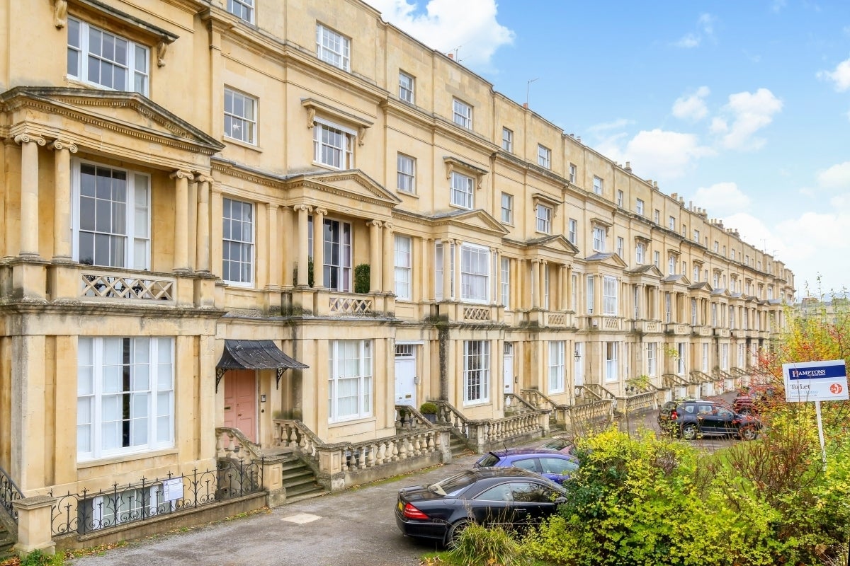Flat Lansdown Terrace Lane in Cheltenham