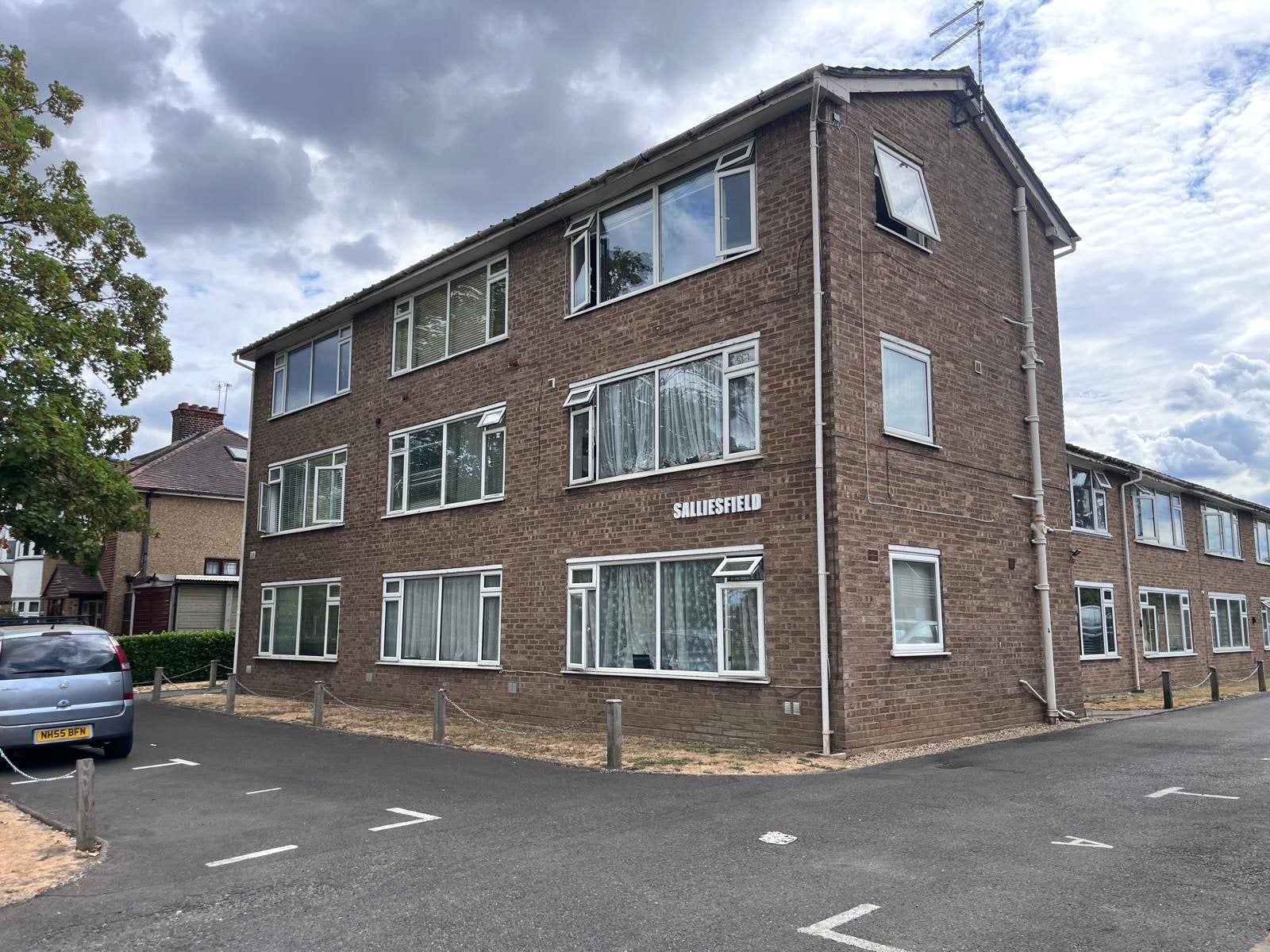 Flat Nelson Road in Greater London