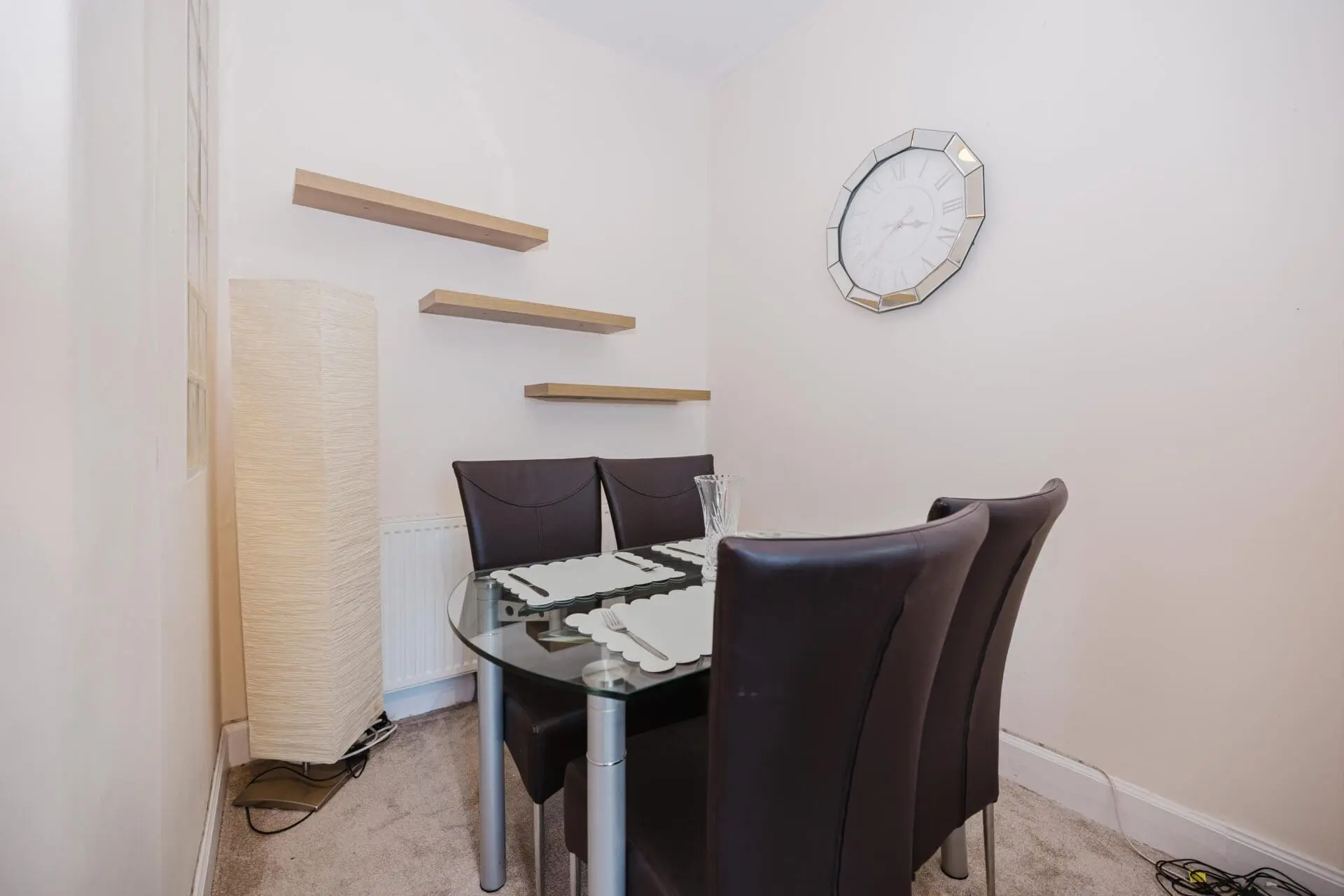 Flat Robertson Avenue in City of Edinburgh
