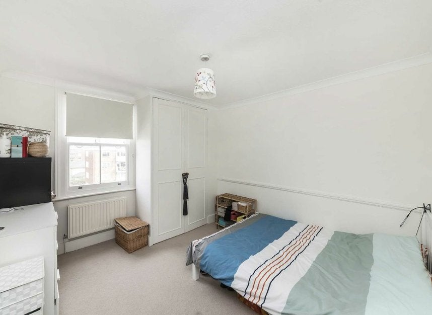 Flat Fulham Road in Greater London