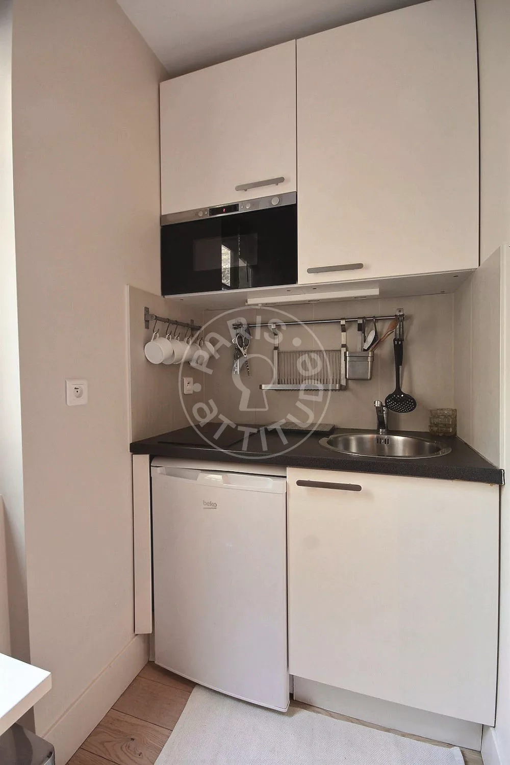 Flat Rue des Chantiers in Paris