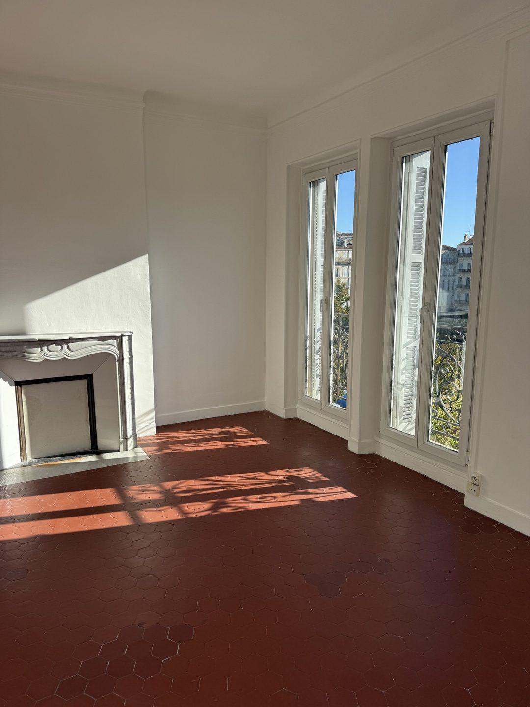 Flat Rue Curiol in Marseille