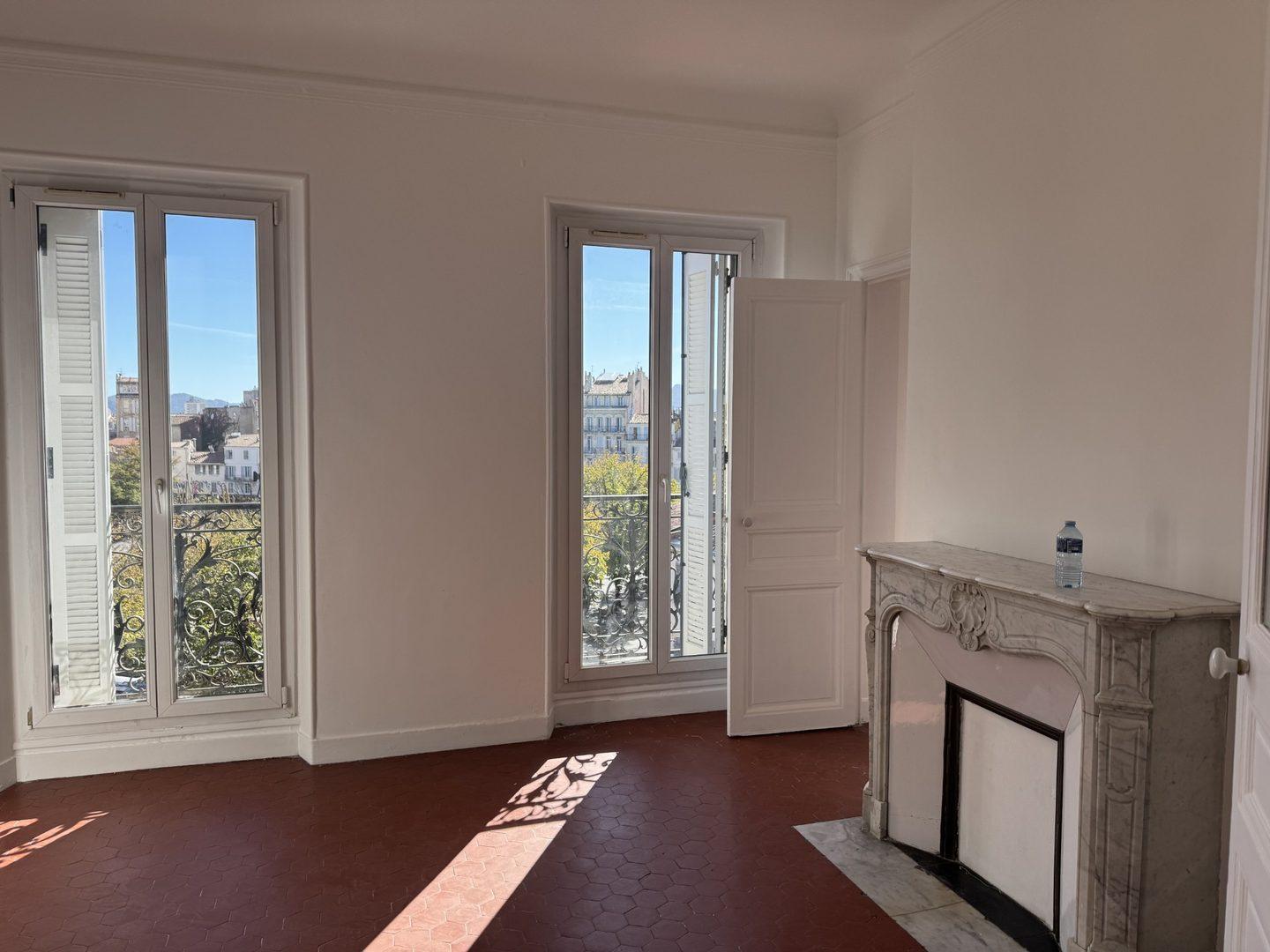 Flat Rue Curiol in Marseille